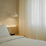 Hello - Free Parking And Pet Friendly 3*