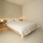 Hello - Free Parking And Pet Friendly 3*