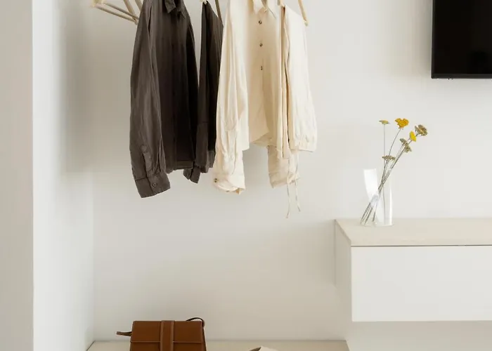 Hello - Free Parking And Pet Friendly