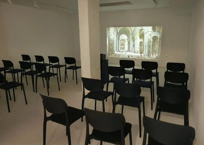 מלון Hello - Free Parking And Pet Friendly