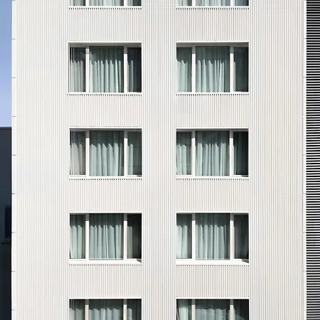 Hotel Hello - Free Parking And Pet Friendly 3*