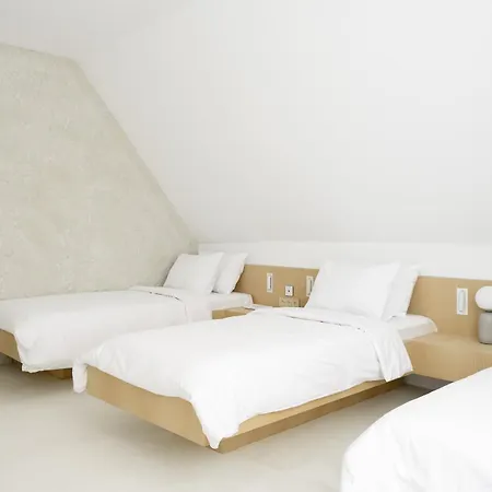 Hello - Free Parking&pet Friendly 3*