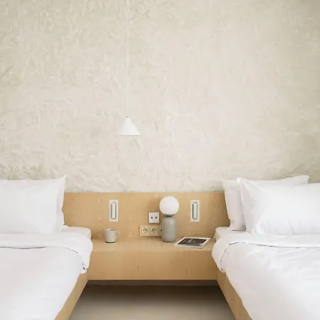 Hello - Free Parking And Pet Friendly