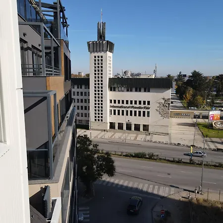 Хотел Hello - Free Parking And Pet Friendly 3*