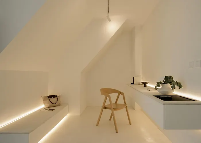 Hotel Hello - Free Parking And Pet Friendly 3*