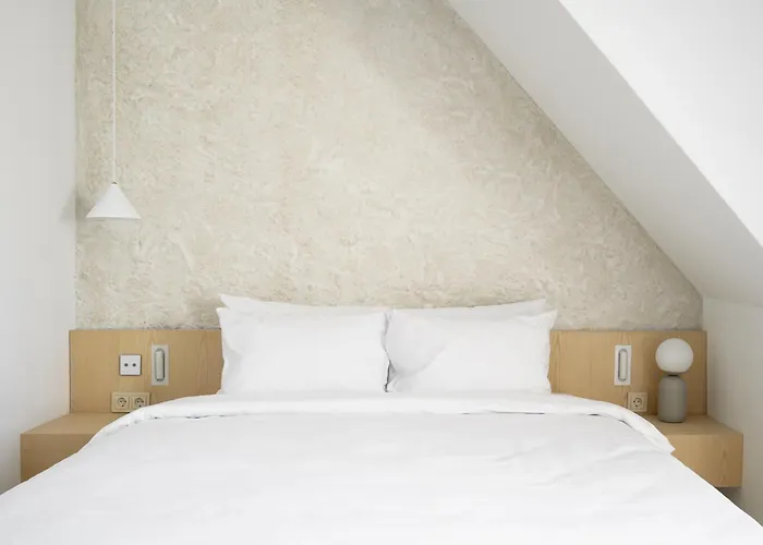 Hello - Free Parking And Pet Friendly Hotel