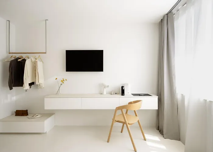 Hello - Free Parking And Pet Friendly Отель 3*