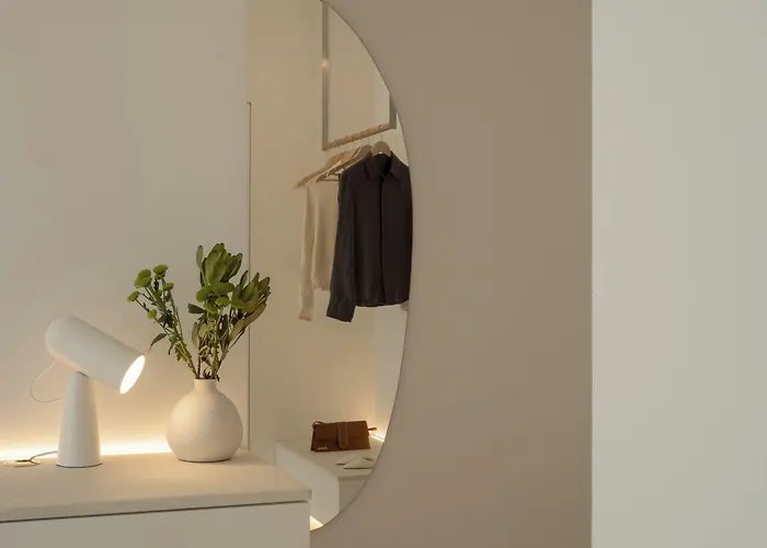 Hello - Free Parking And Pet Friendly